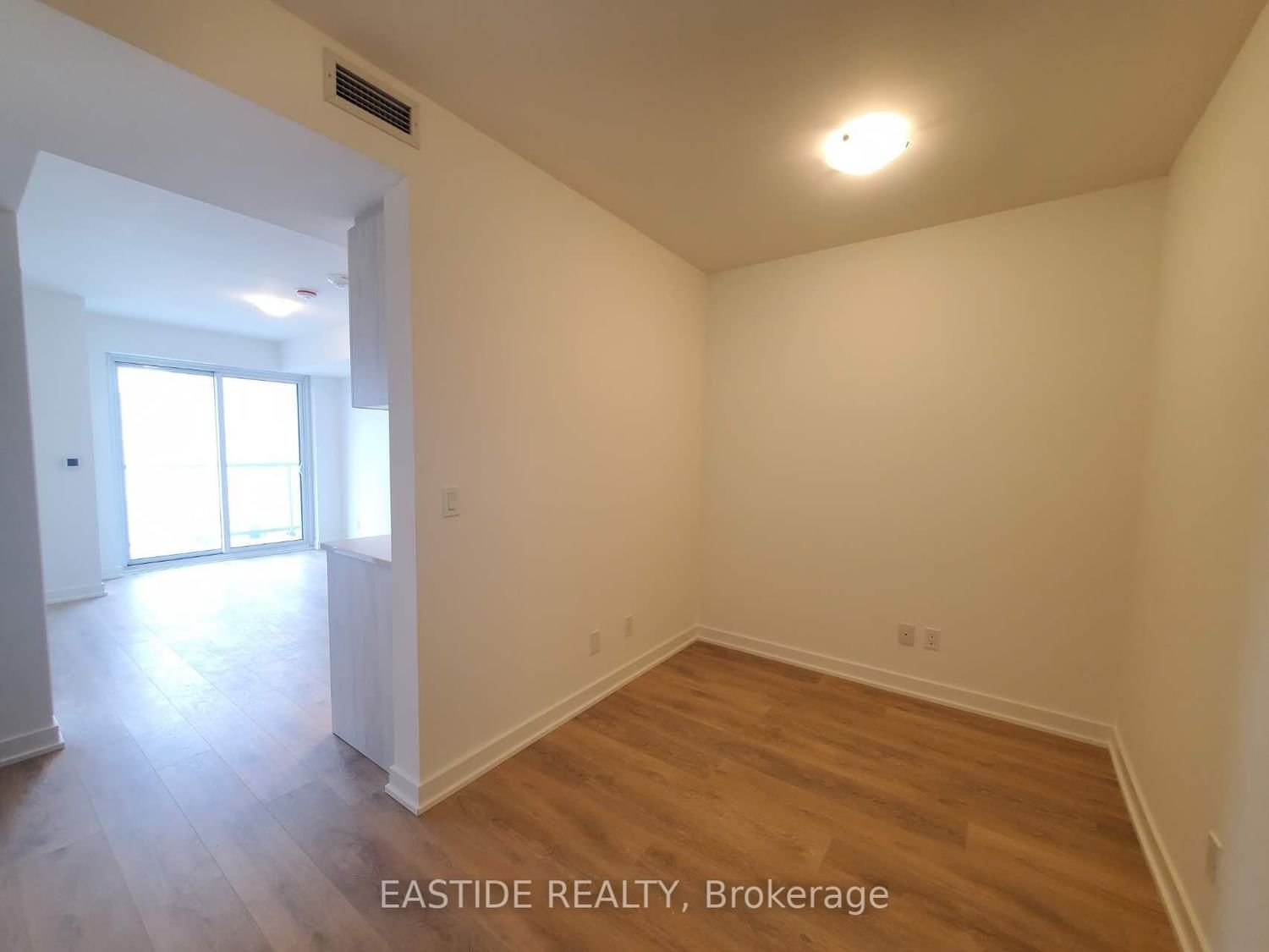 2033 Kennedy Rd, unit 3811 for rent - image #11