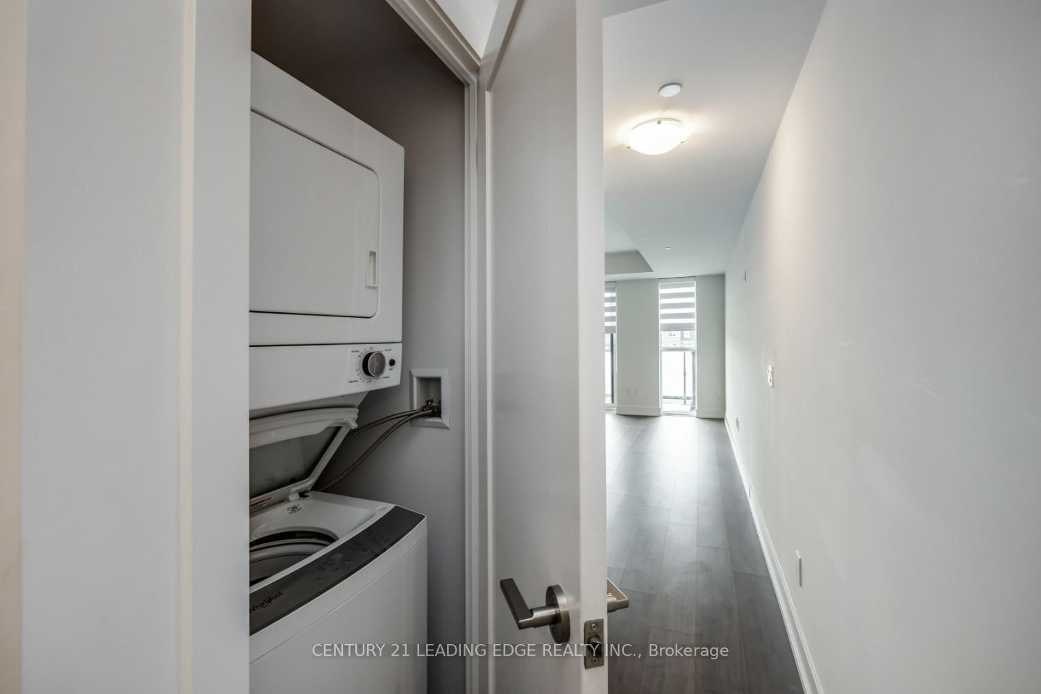 2550 Simcoe St N, unit 202 for rent - image #32