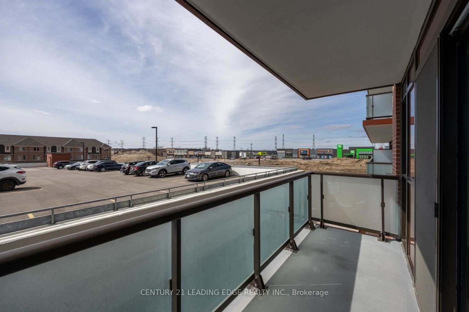 2550 Simcoe St N, unit 202 for rent - image #34