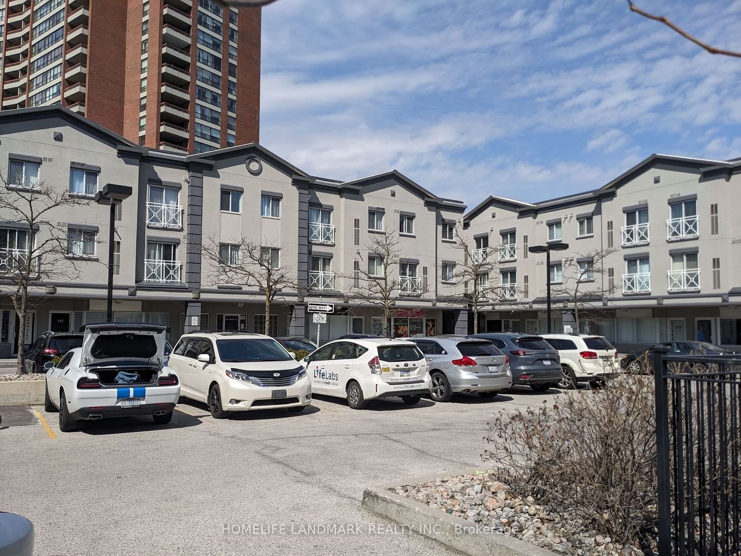 2351 Kennedy Rd, unit 117 for sale - image #1