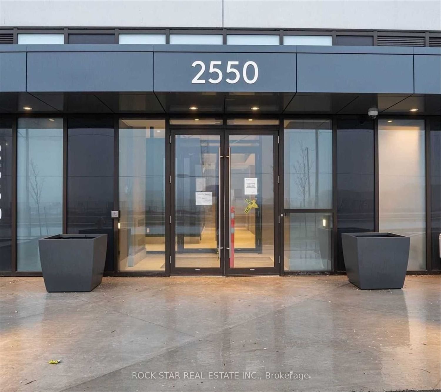 2550 Simcoe St N, unit 1817 for rent - image #18