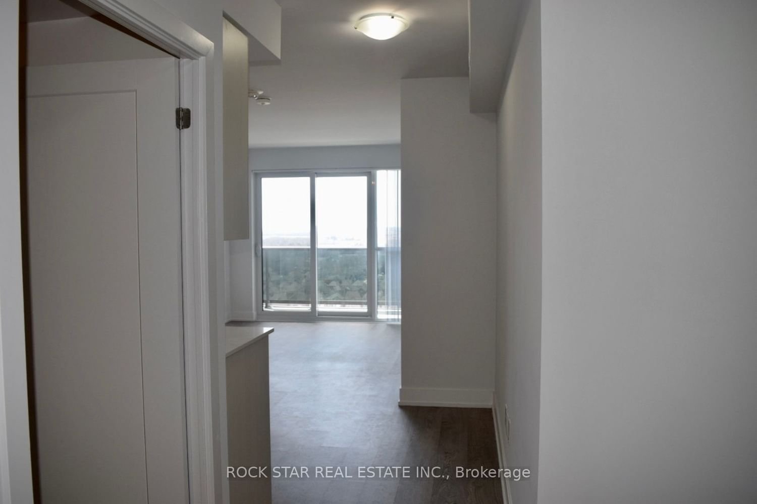 2550 Simcoe St N, unit 1817 for rent - image #9