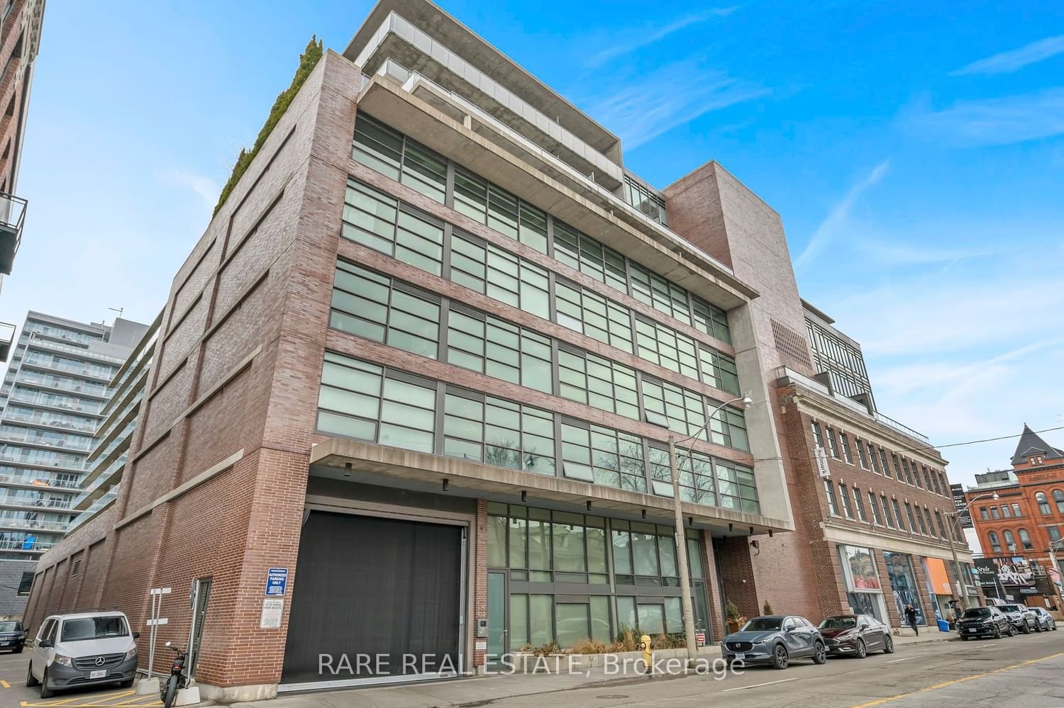 90 Broadview Ave, unit 414 for rent - image #39