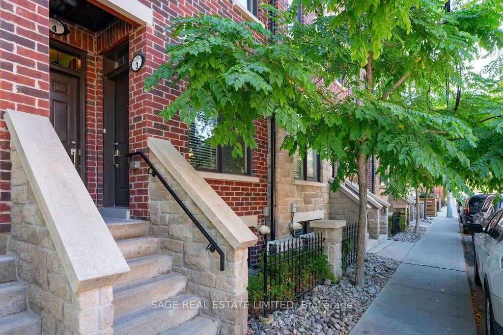 150 Broadview Ave, unit Th3 for sale - image #2