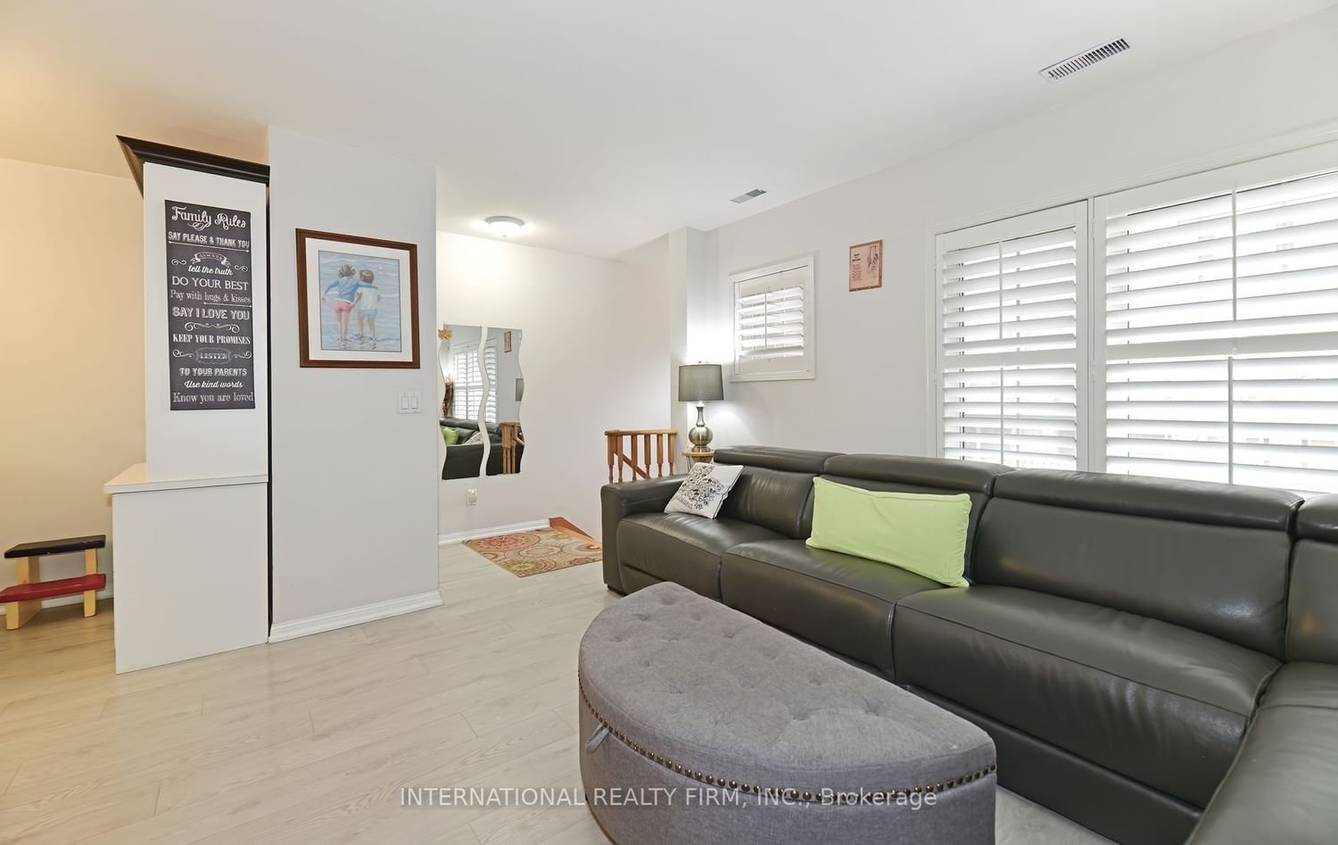 1400 The Esplanade Rd N, unit 206 for sale - image #3