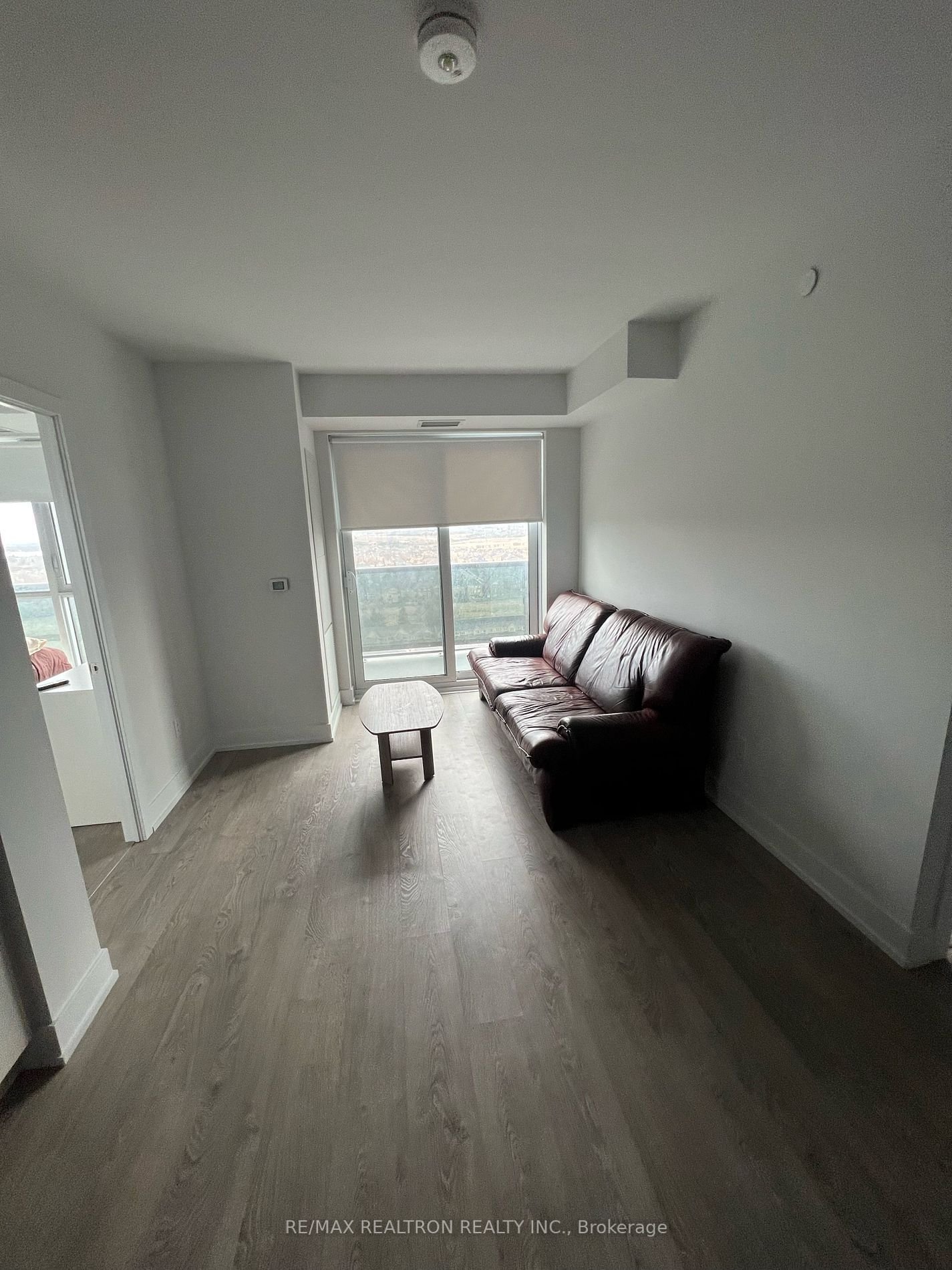 2550 Simcoe St N, unit 1818 for rent - image #6