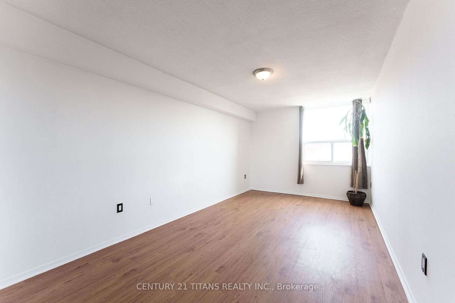 4062 Lawrence Ave E, unit 406 for rent - image #18