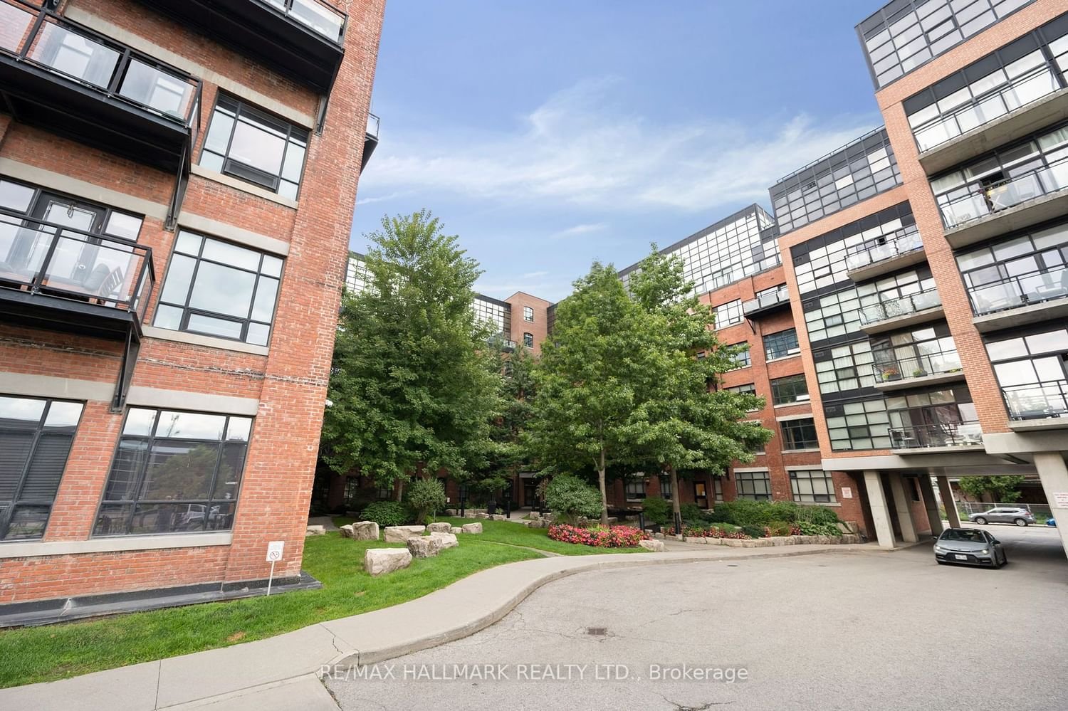 68 Broadview Ave, unit 110 for sale - image #17