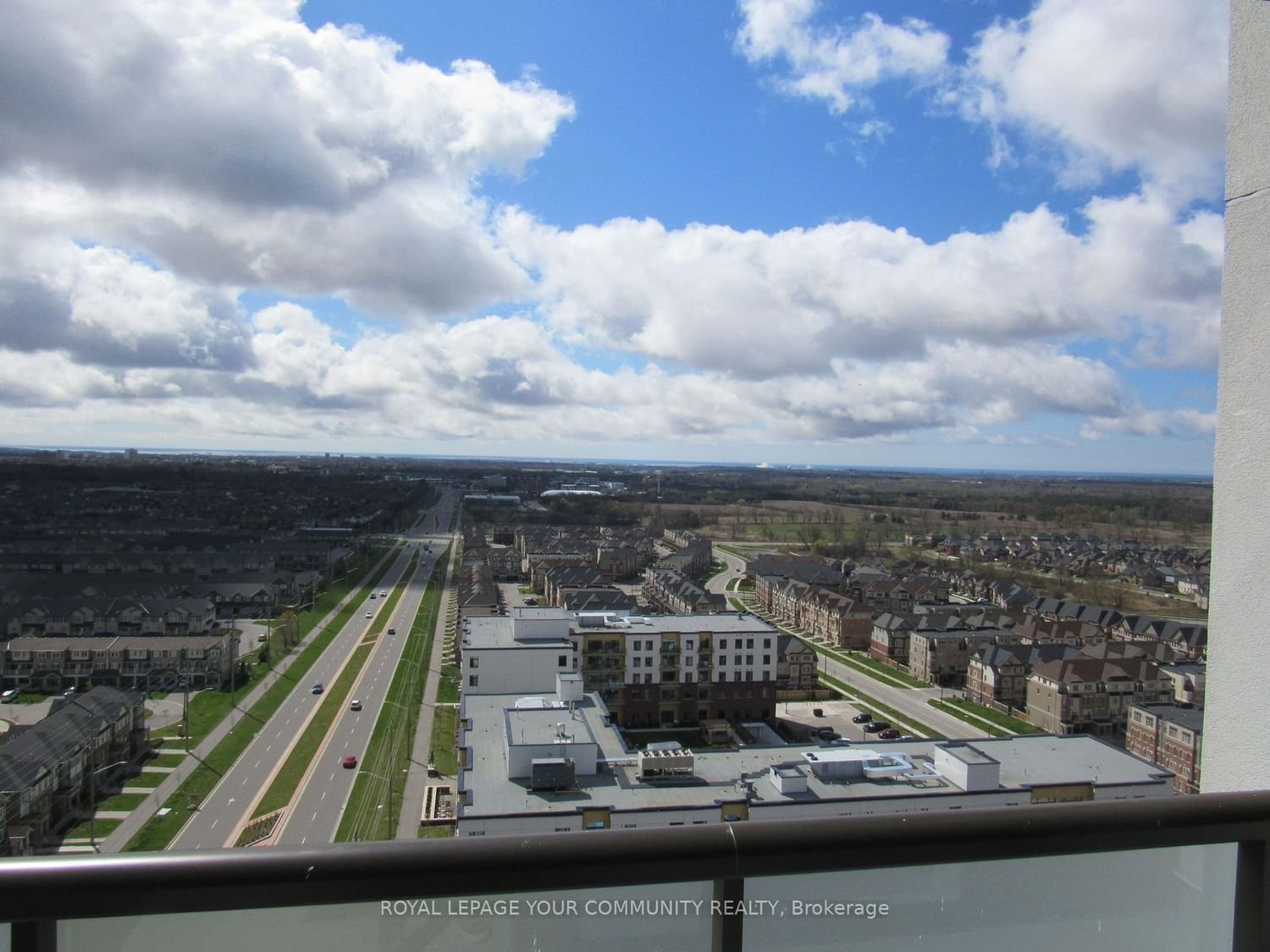 2550 Simcoe St N, unit 1916 for rent - image #19