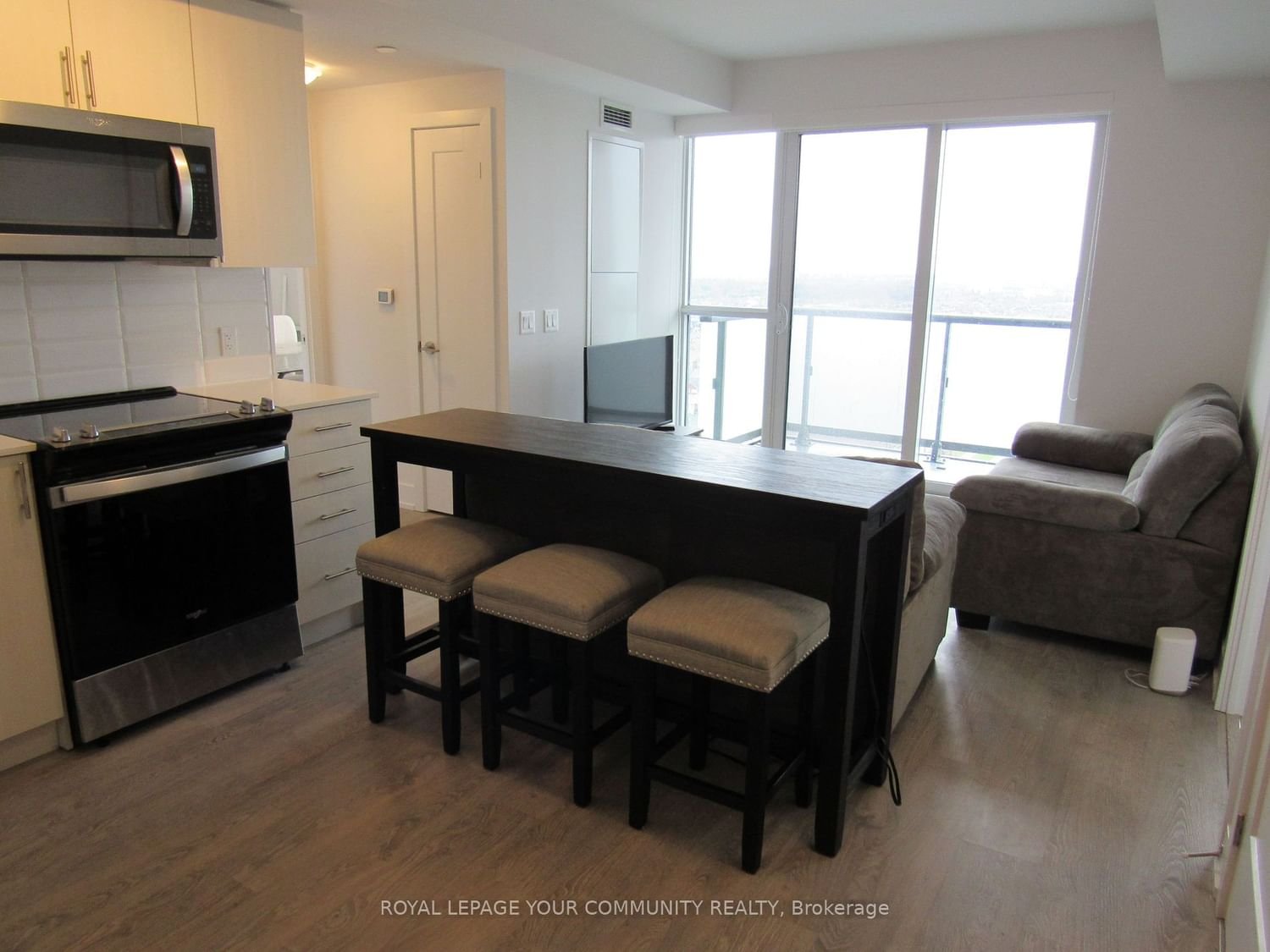2550 Simcoe St N, unit 1916 for rent - image #8