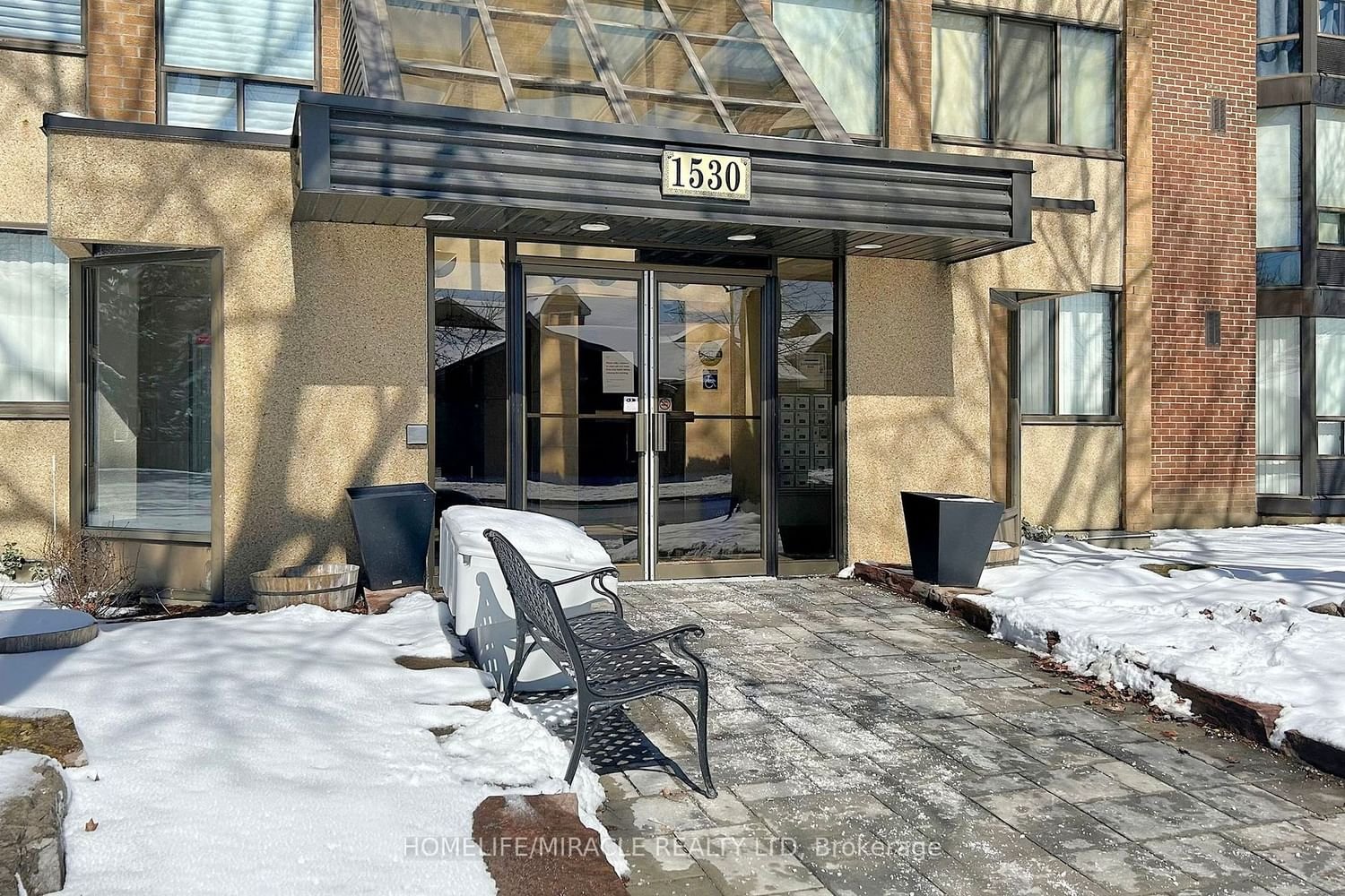 1530 Pickering Pkwy, unit 101 for sale - image #5