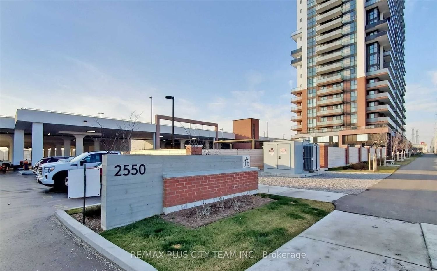 2550 Simcoe St N, unit 717 for rent - image #21