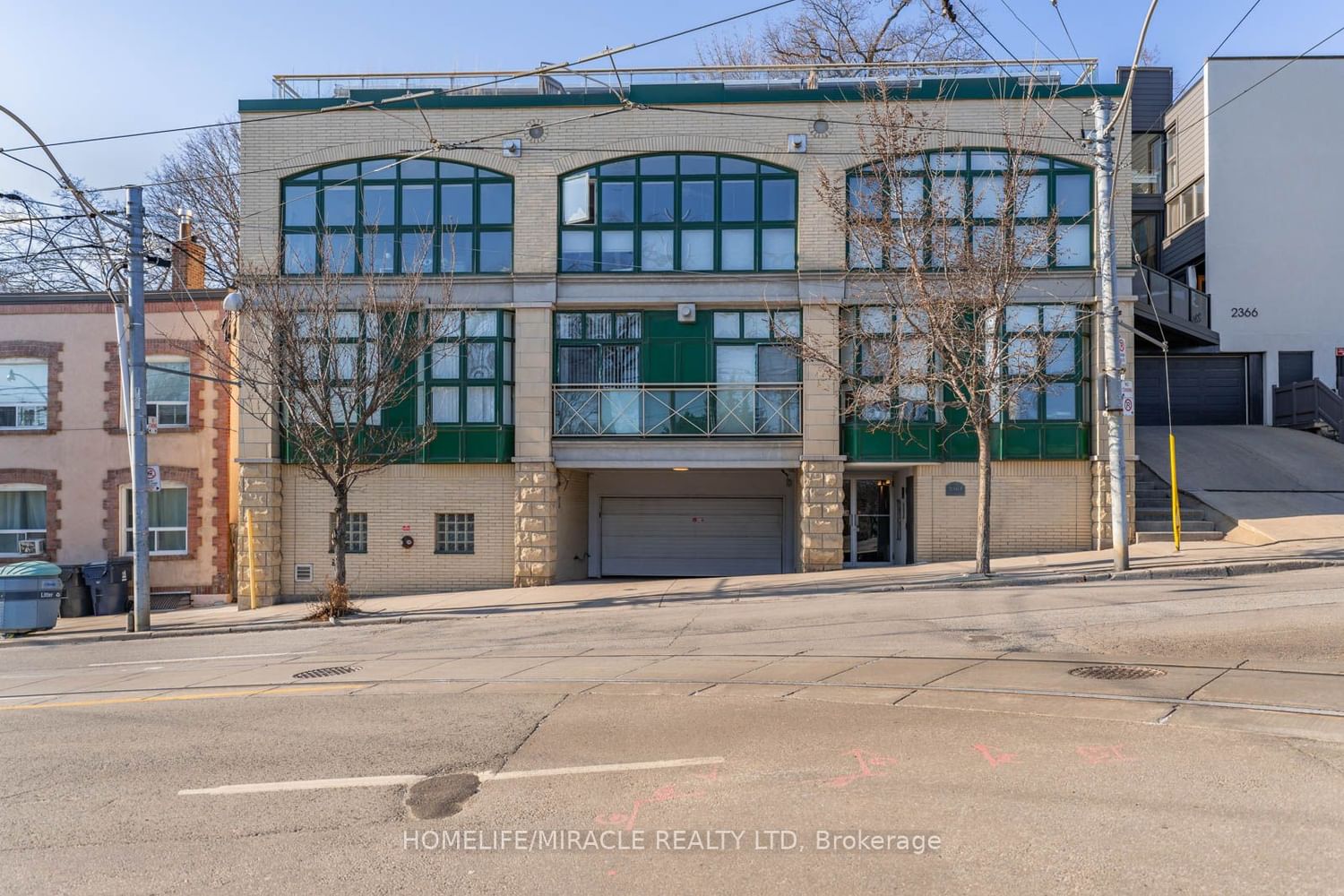 2362 Queen St E, unit 4 for sale - image #2