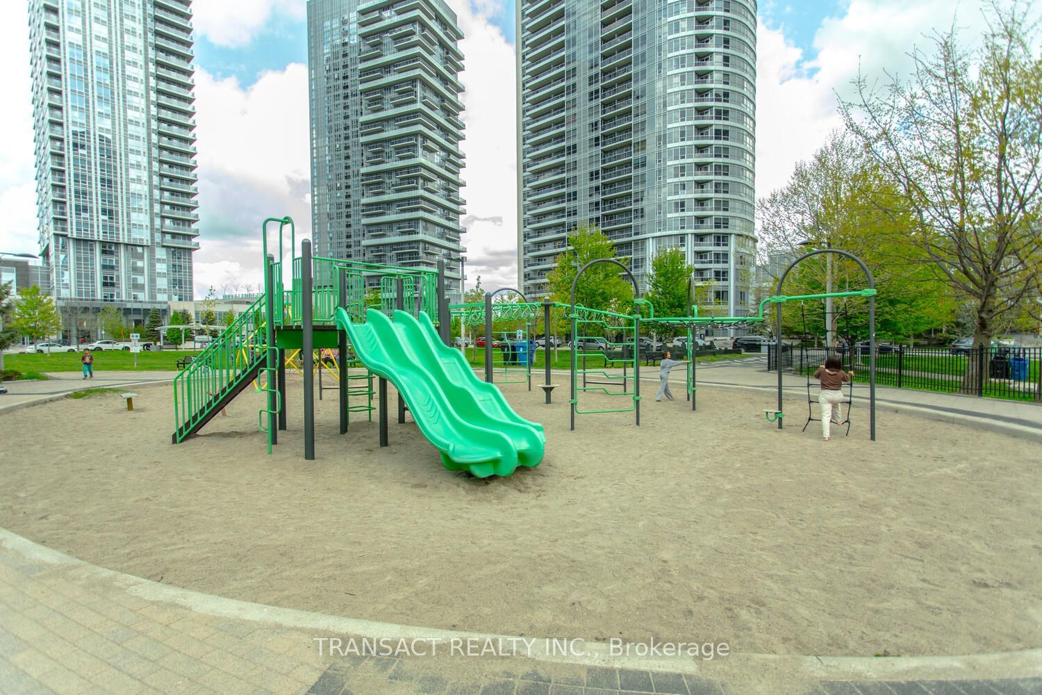 255 Village Green Sq, unit 3404 for sale - image #33