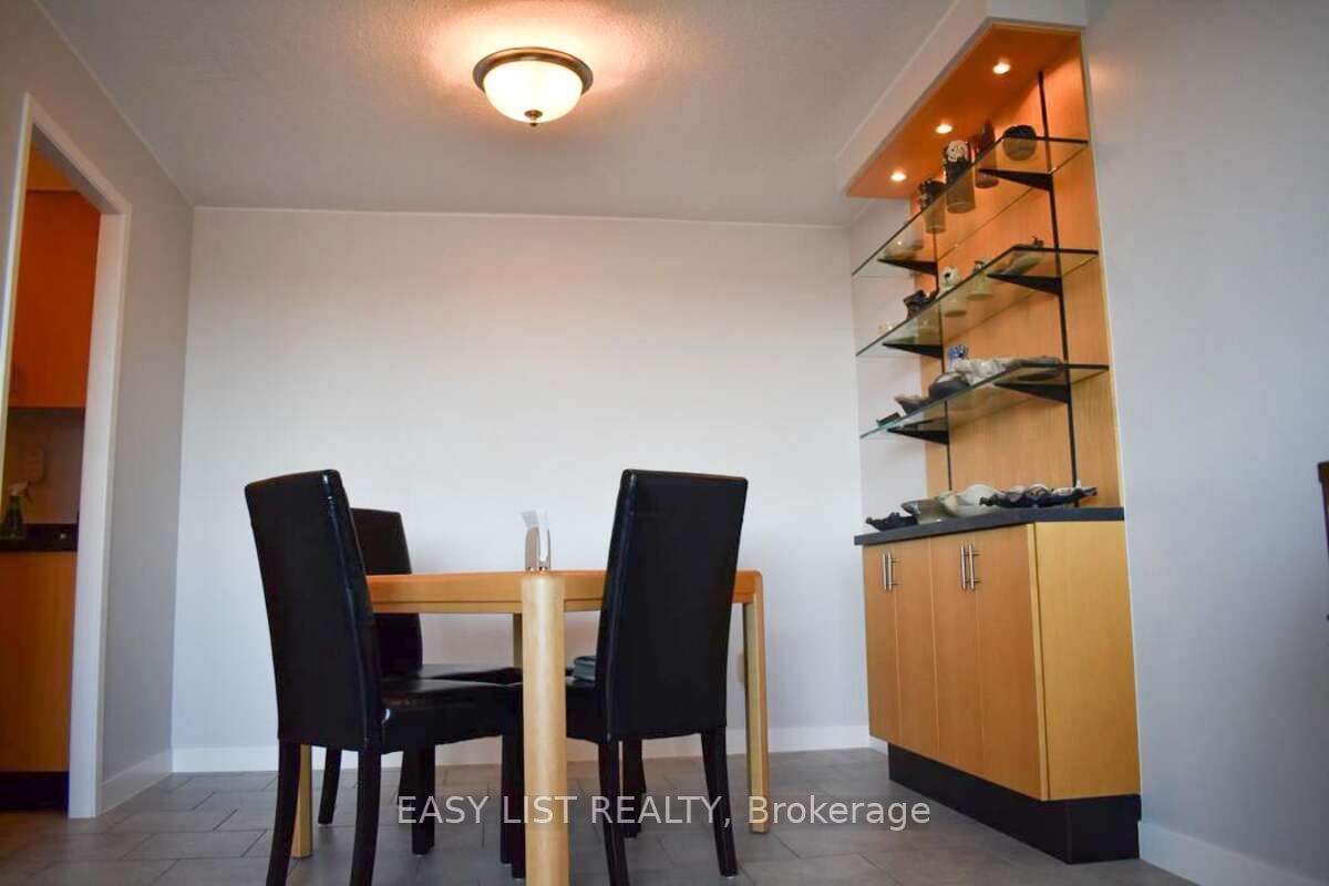 936 Glen St, unit 516 for sale - image #7