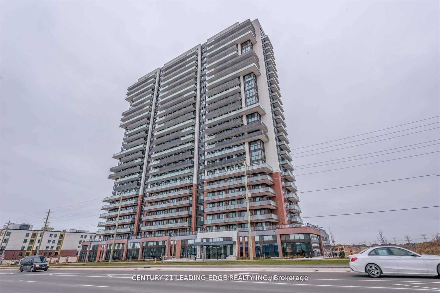 2550 Simcoe St N, unit Ph18 for rent - image #1