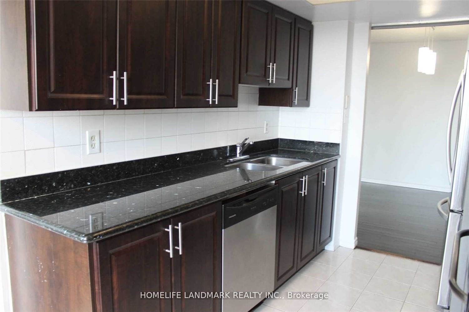 30 Thunder Grve, unit 410 for rent - image #23