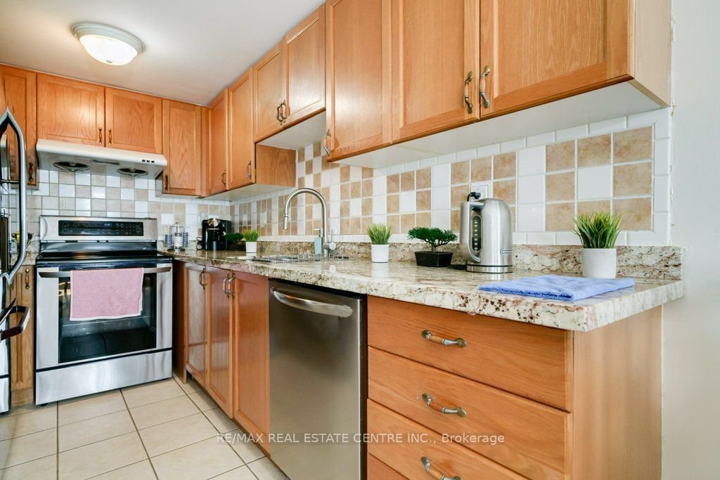 42 Pinery Tr, unit 125 for sale - image #10