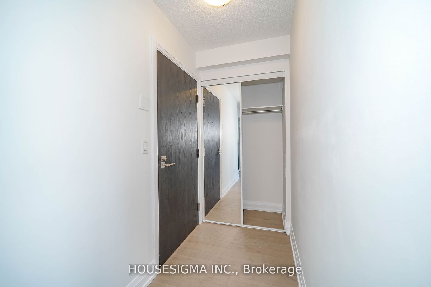 3520 Danforth Ave, unit 417 for sale - image #7