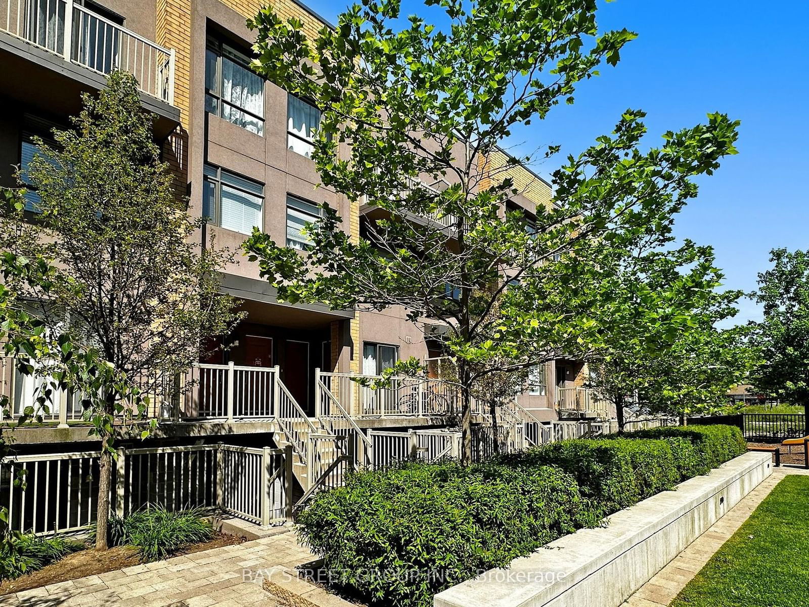 90 Orchid Place Dr, unit 315 for sale - image #23