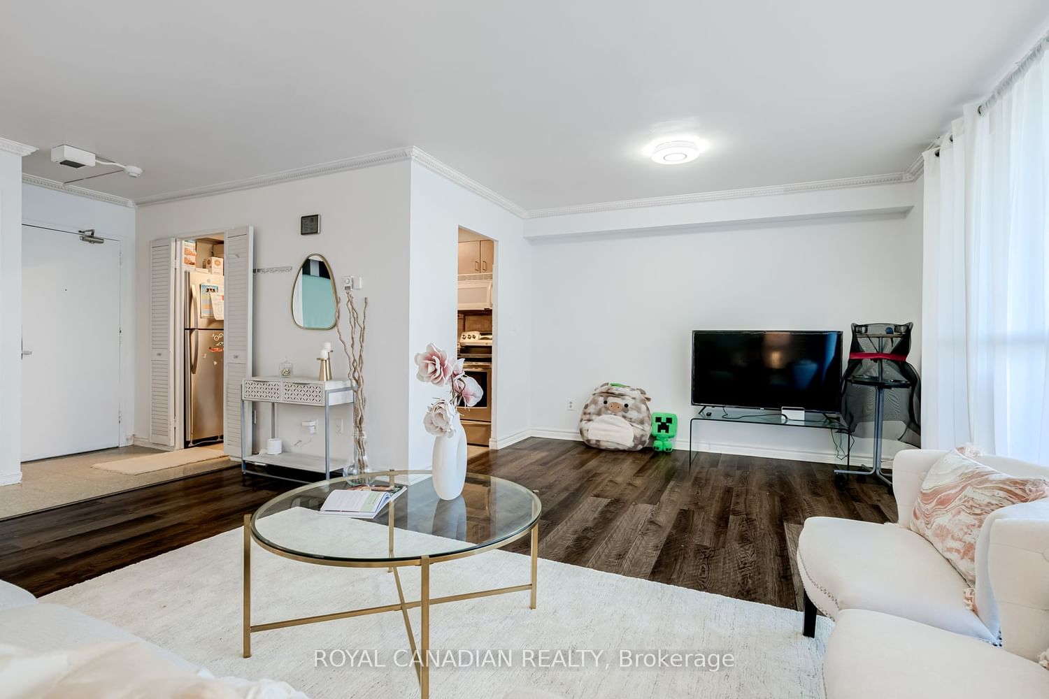 5 Massey Sq, unit 106 for sale - image #10