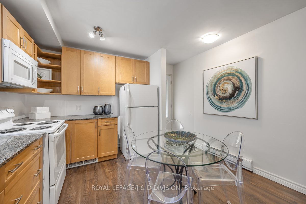 123 Strathcona Ave, unit 17 for sale - image #10