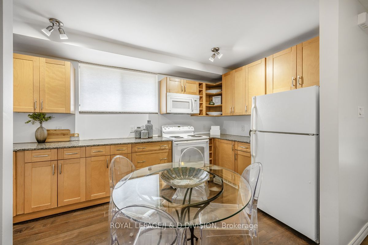 123 Strathcona Ave, unit 17 for sale - image #4