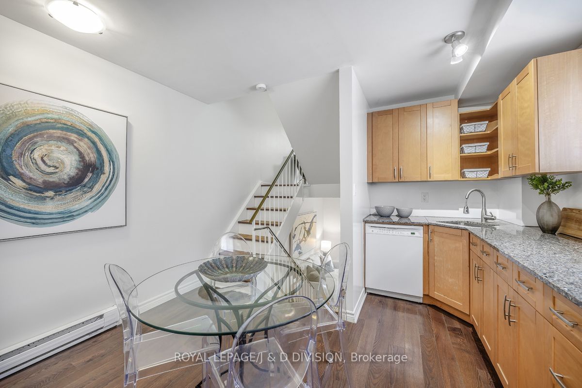 123 Strathcona Ave, unit 17 for sale