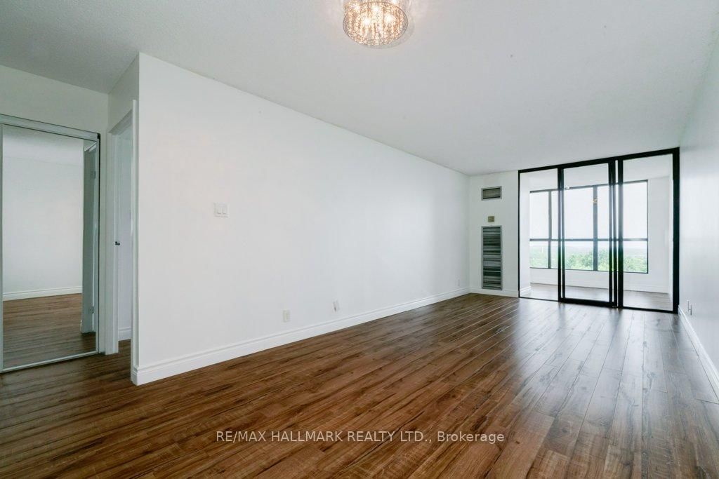 8 SilverBell Grve, unit 710 for sale - image #11