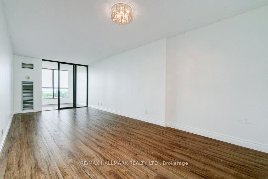 8 SilverBell Grve, unit 710 for sale - image #13