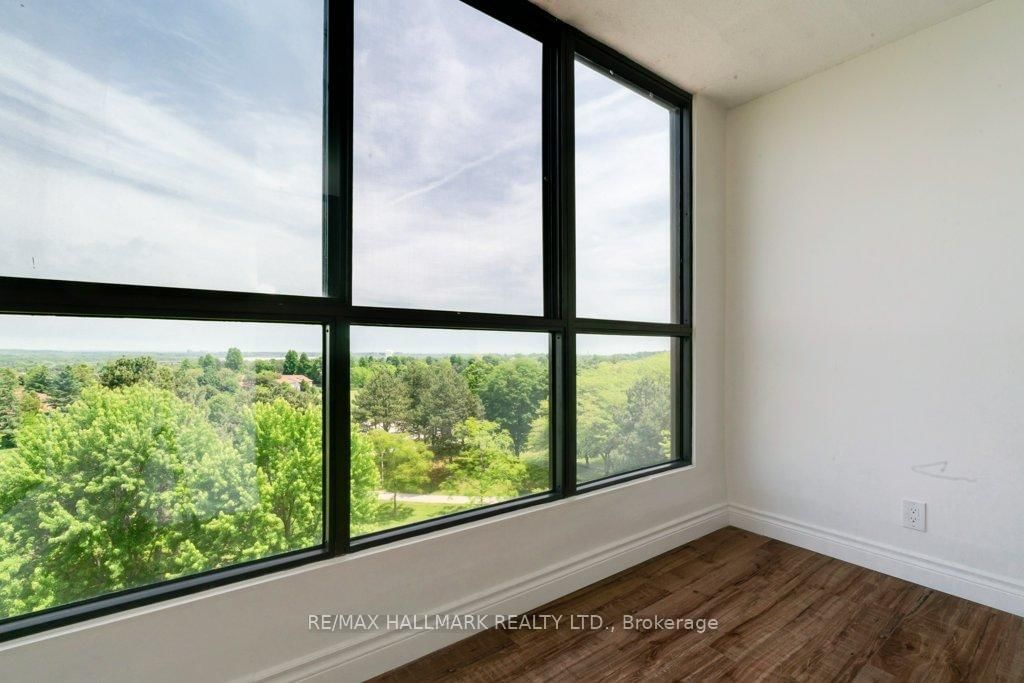 8 SilverBell Grve, unit 710 for sale - image #15