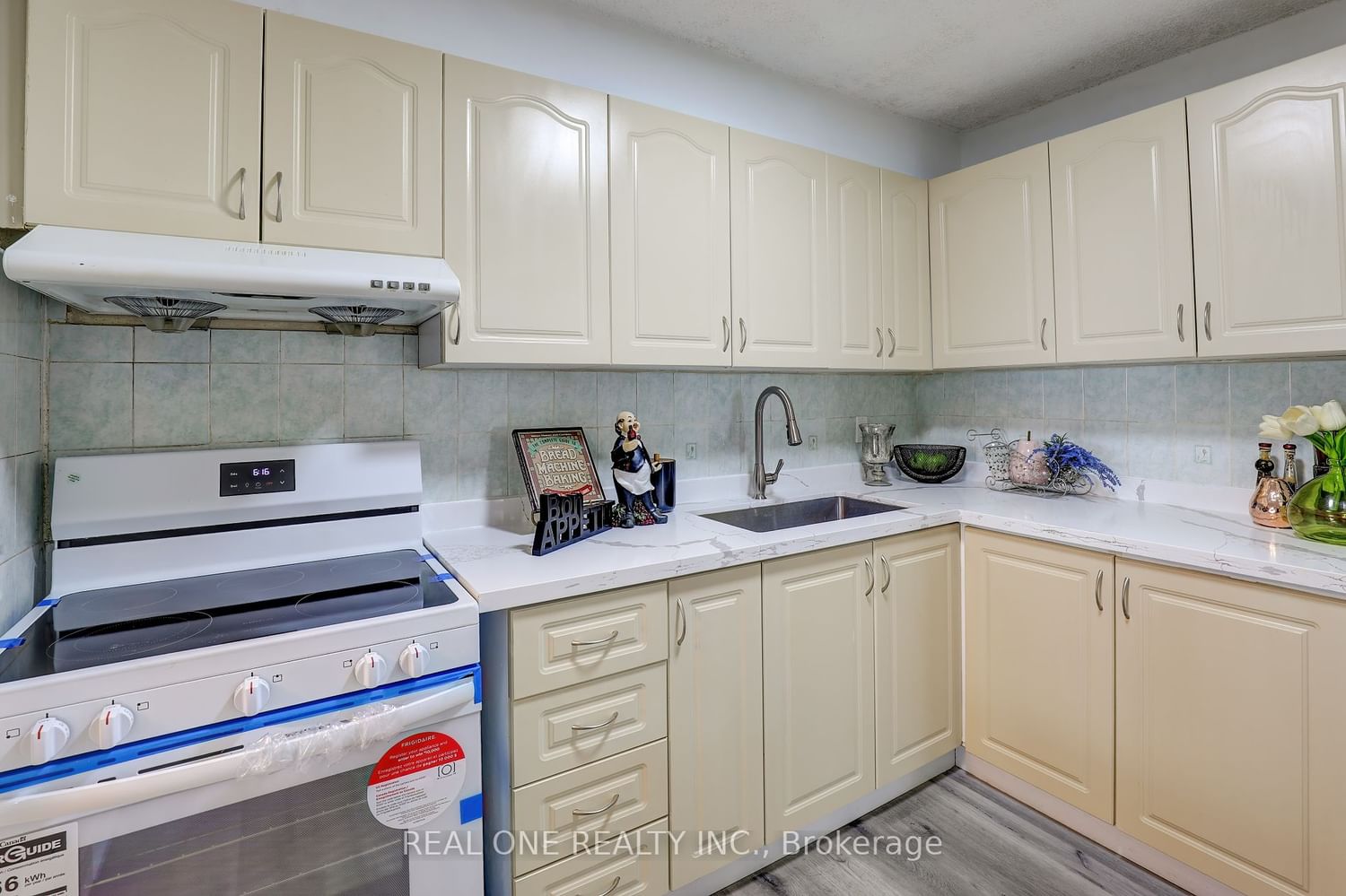 4101 Sheppard Ave E, unit 2105 for sale - image #8