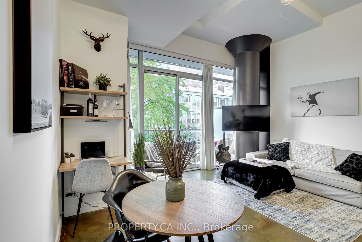 201 Carlaw Ave, unit 201 for sale - image #8