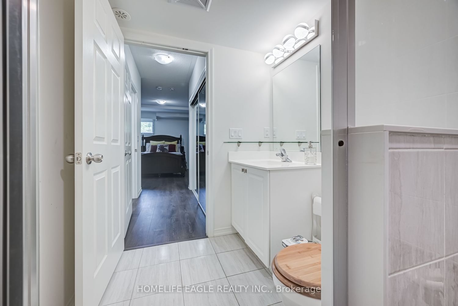 510 Kingbird Grve, unit 118 for sale - image #24