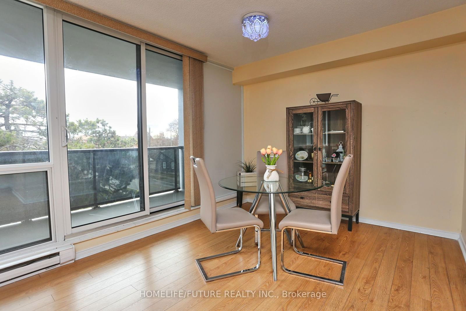 454 Centre St S, unit 406 for sale - image #6