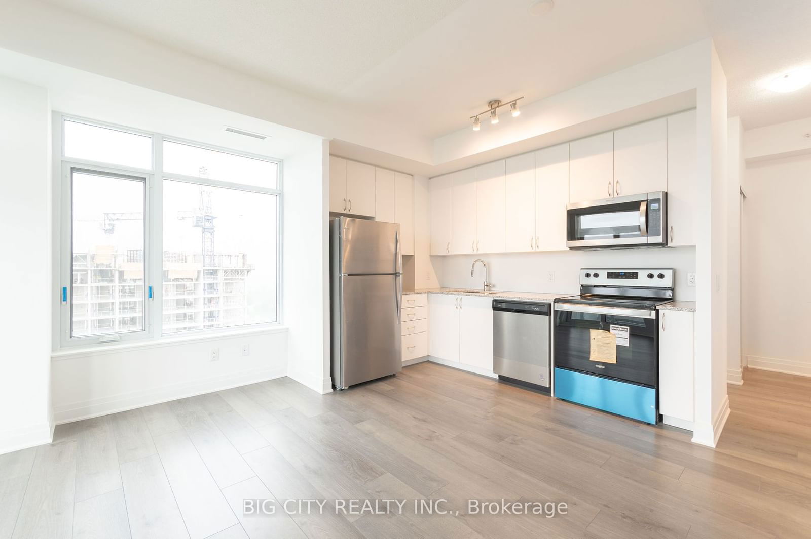 3220 Sheppard Ave E, unit 1404 for sale - image #2