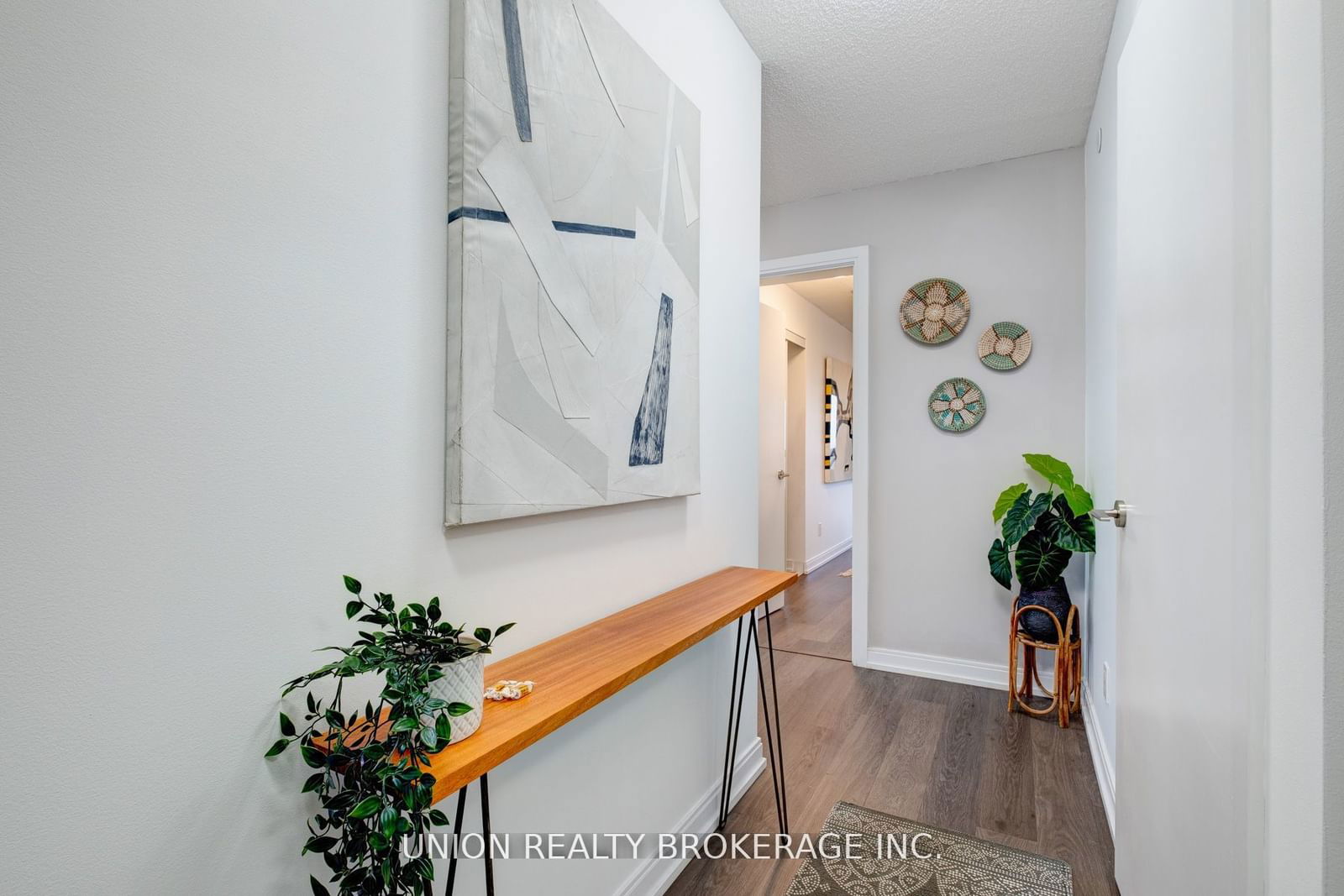 255 Village Green Sq, unit 2203 for sale - image #2