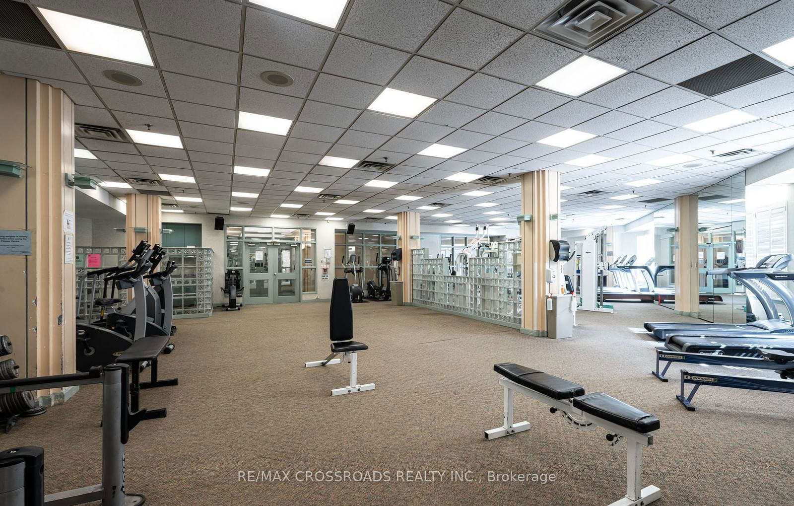 88 Corporate Dr, unit 2712 for sale - image #24