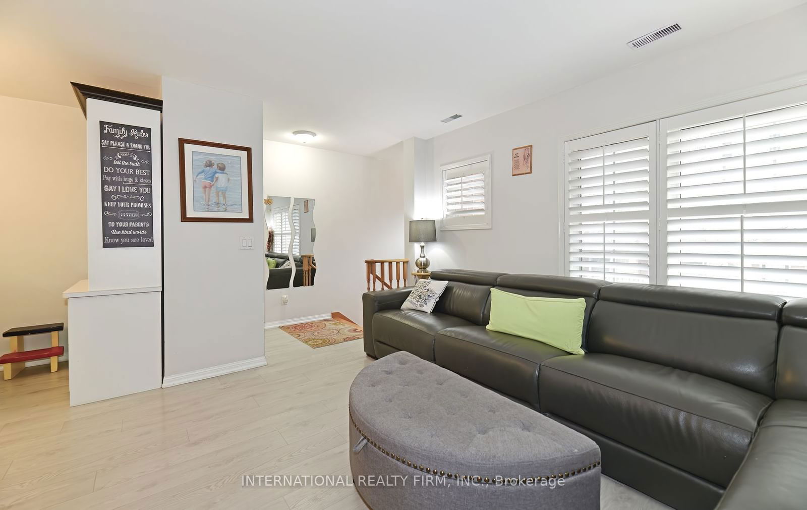 1400 The Esplanade Rd N, unit 206 for sale - image #3