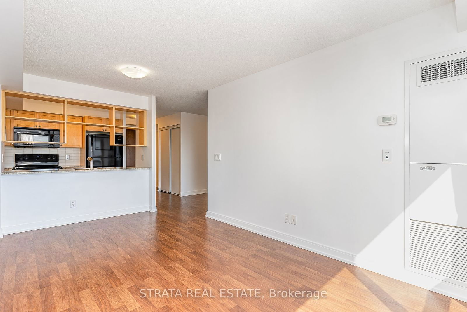 151 Village Green Sq E, unit 1309 for sale