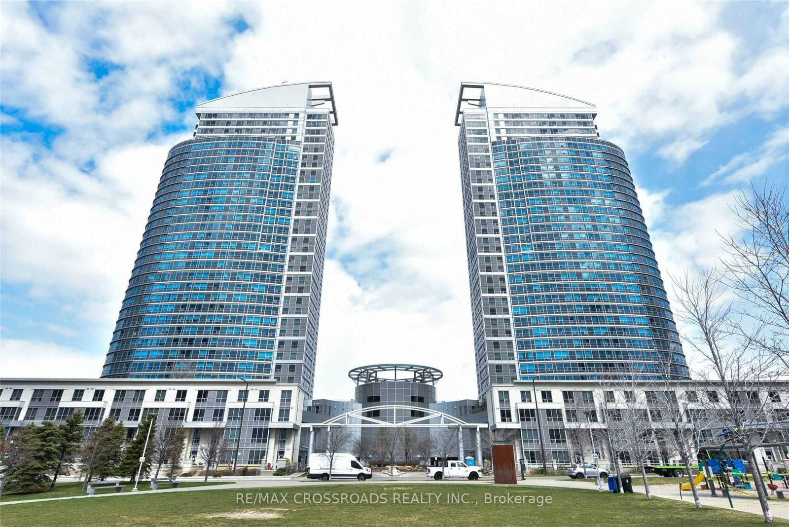 38 Lee Centre Dr, unit 1603 for sale - image #1