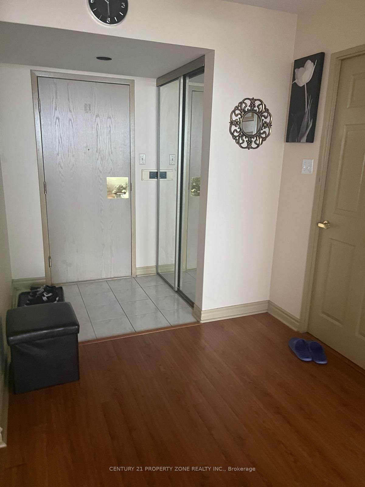 3233 Eglinton Ave E, unit 1107 for sale