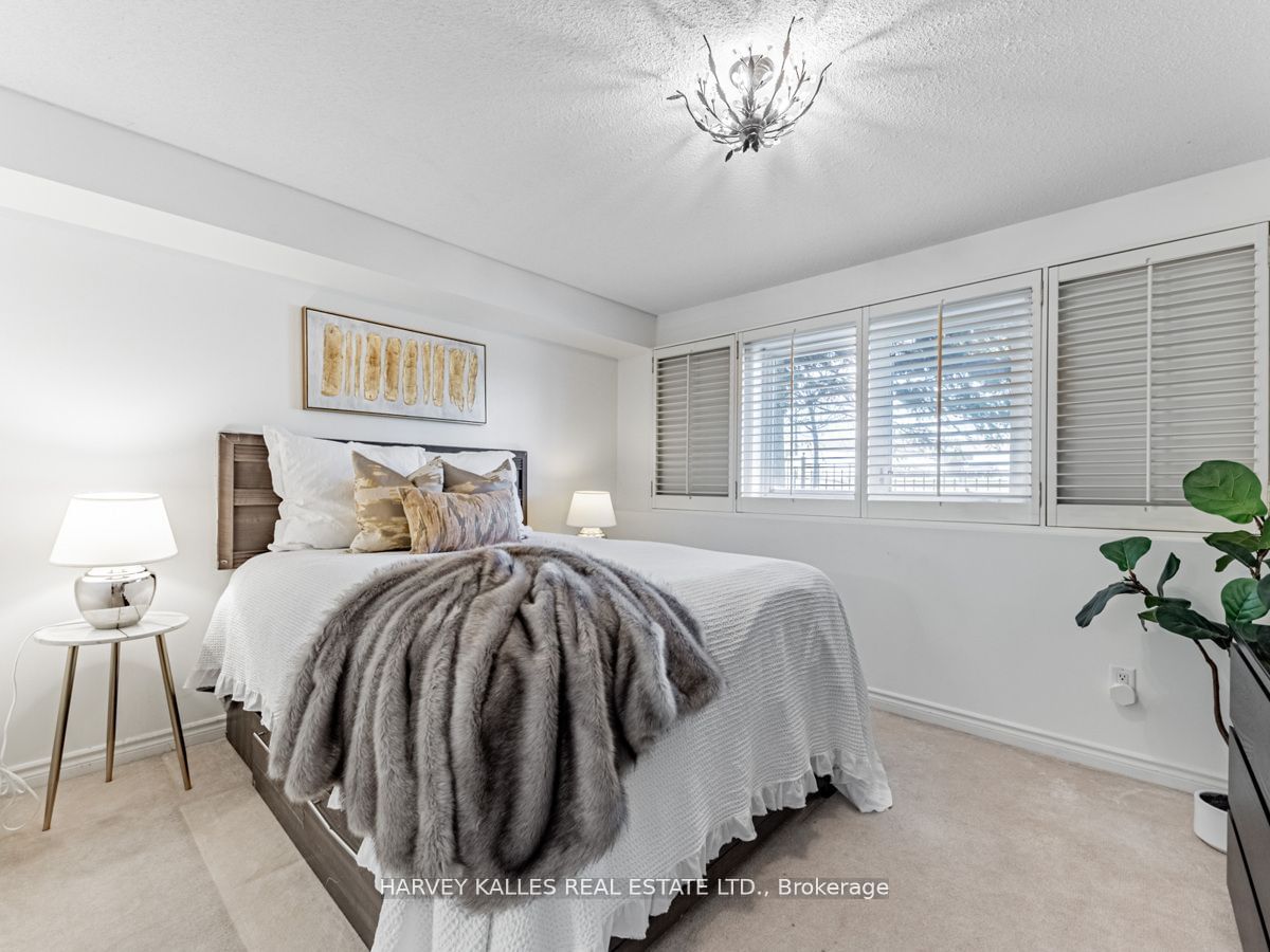 61 Town Centre Crt, unit 73 for sale - image #17