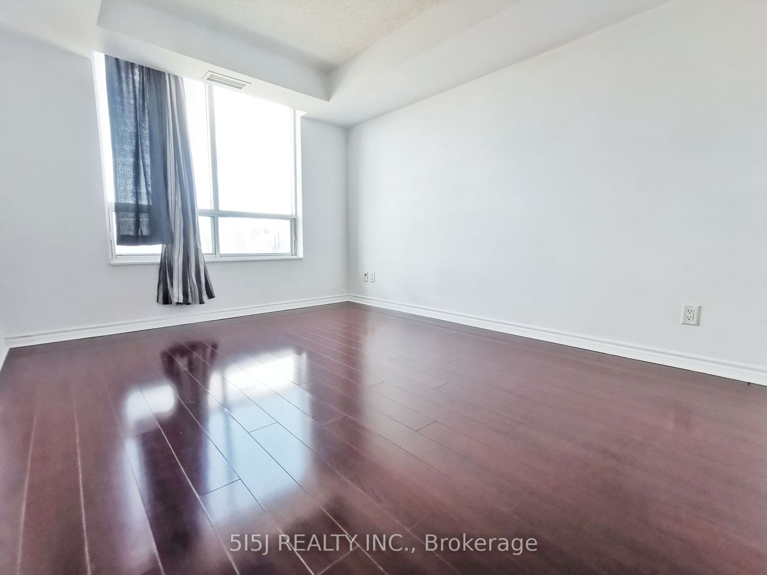 61 Town Centre Crt, unit 1604 for rent