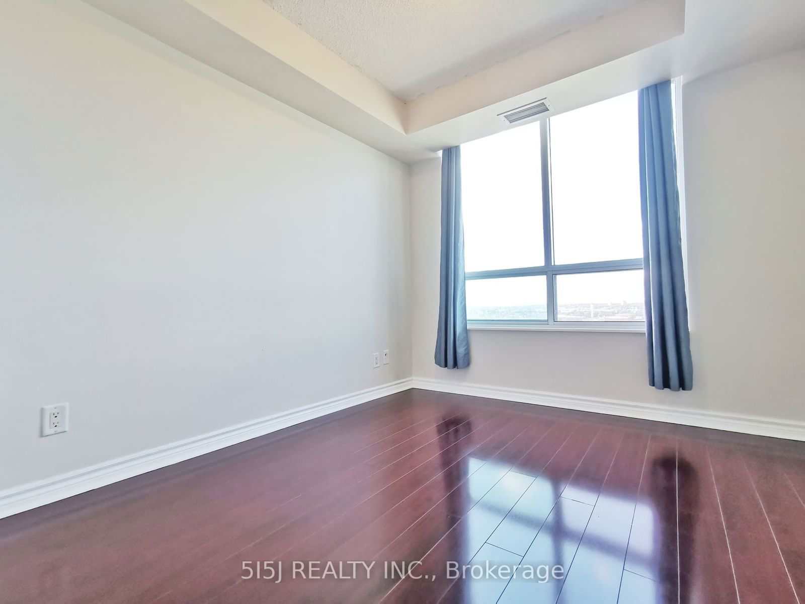 61 Town Centre Crt, unit 1604 for rent