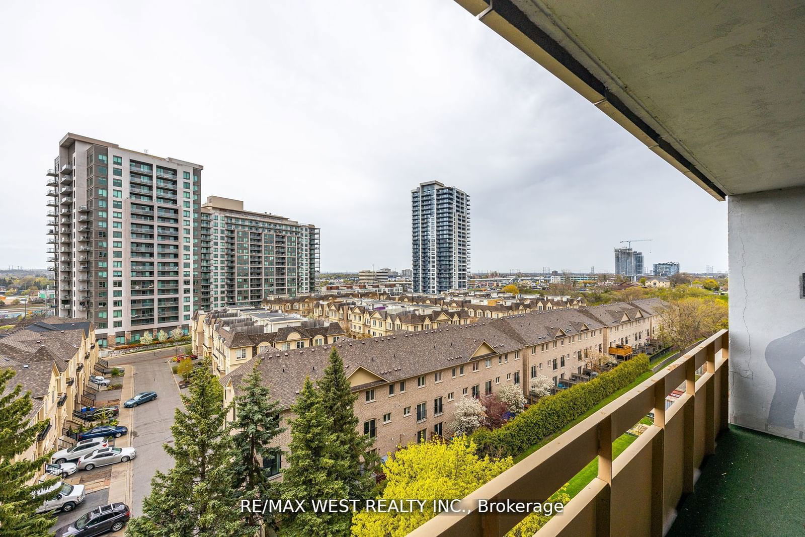 1210 Radom St, unit 910 for sale - image #27