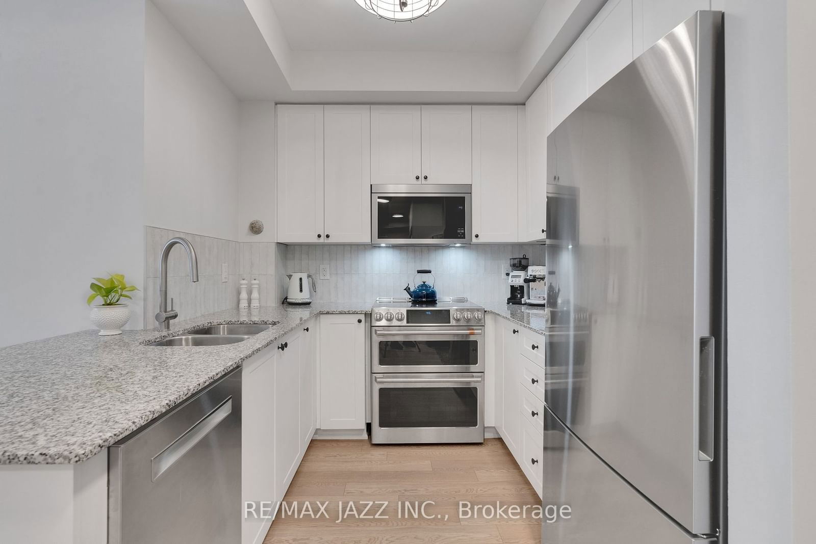 80 Shipway Ave, unit 202 for sale - image #8