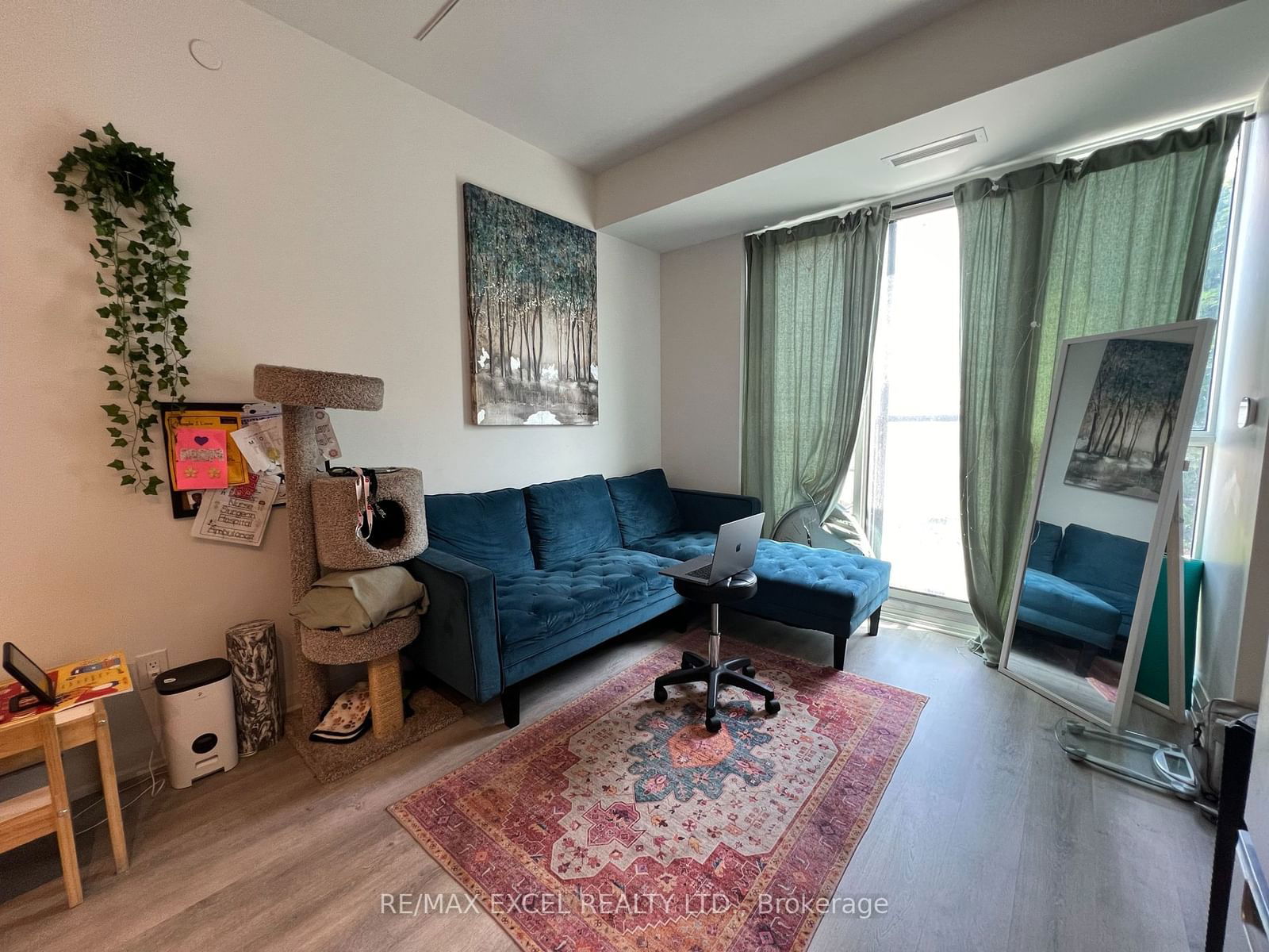 2369 Danforth Ave, unit 215 for rent - image #7