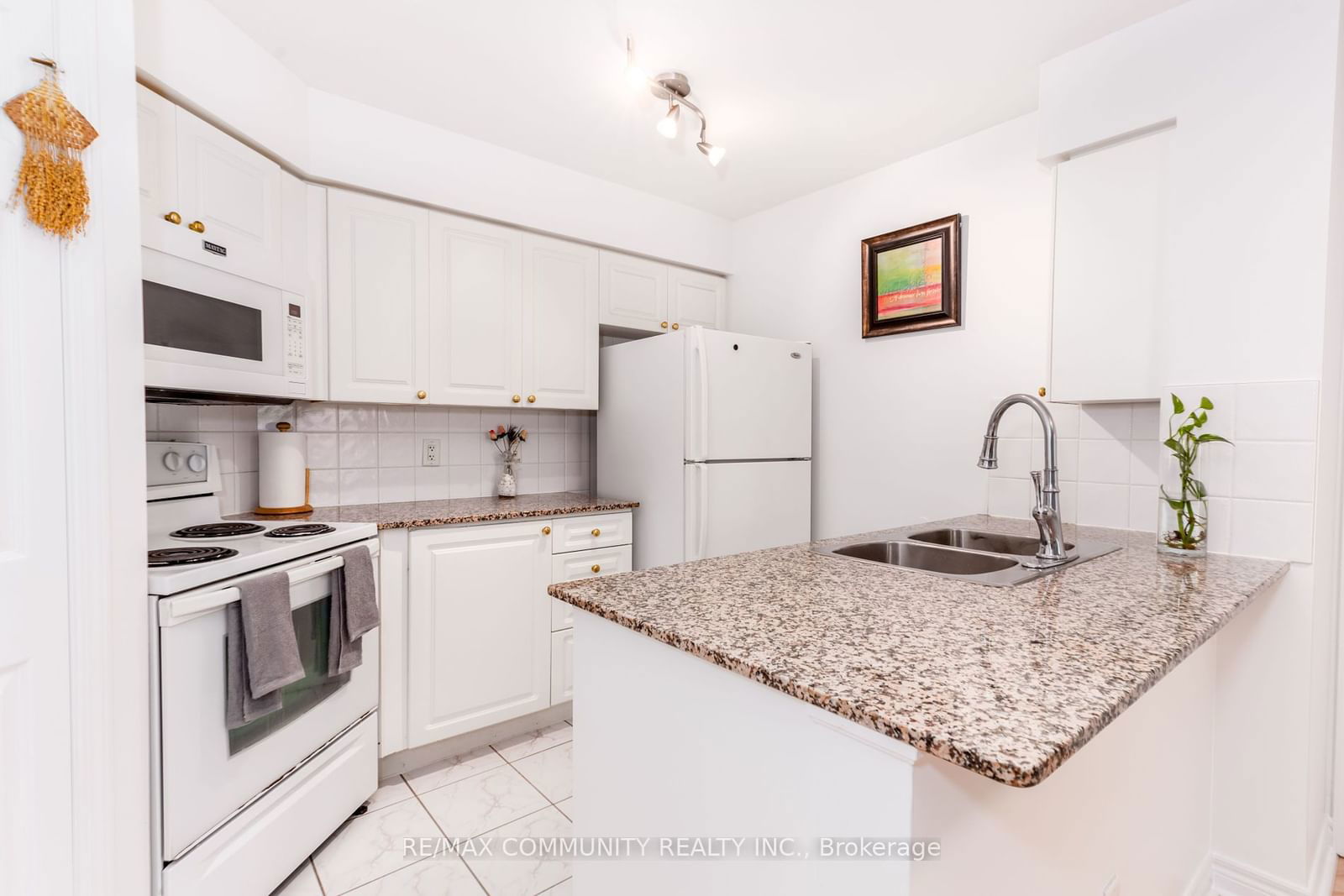 83 Borough Dr, unit 411 for sale - image #7