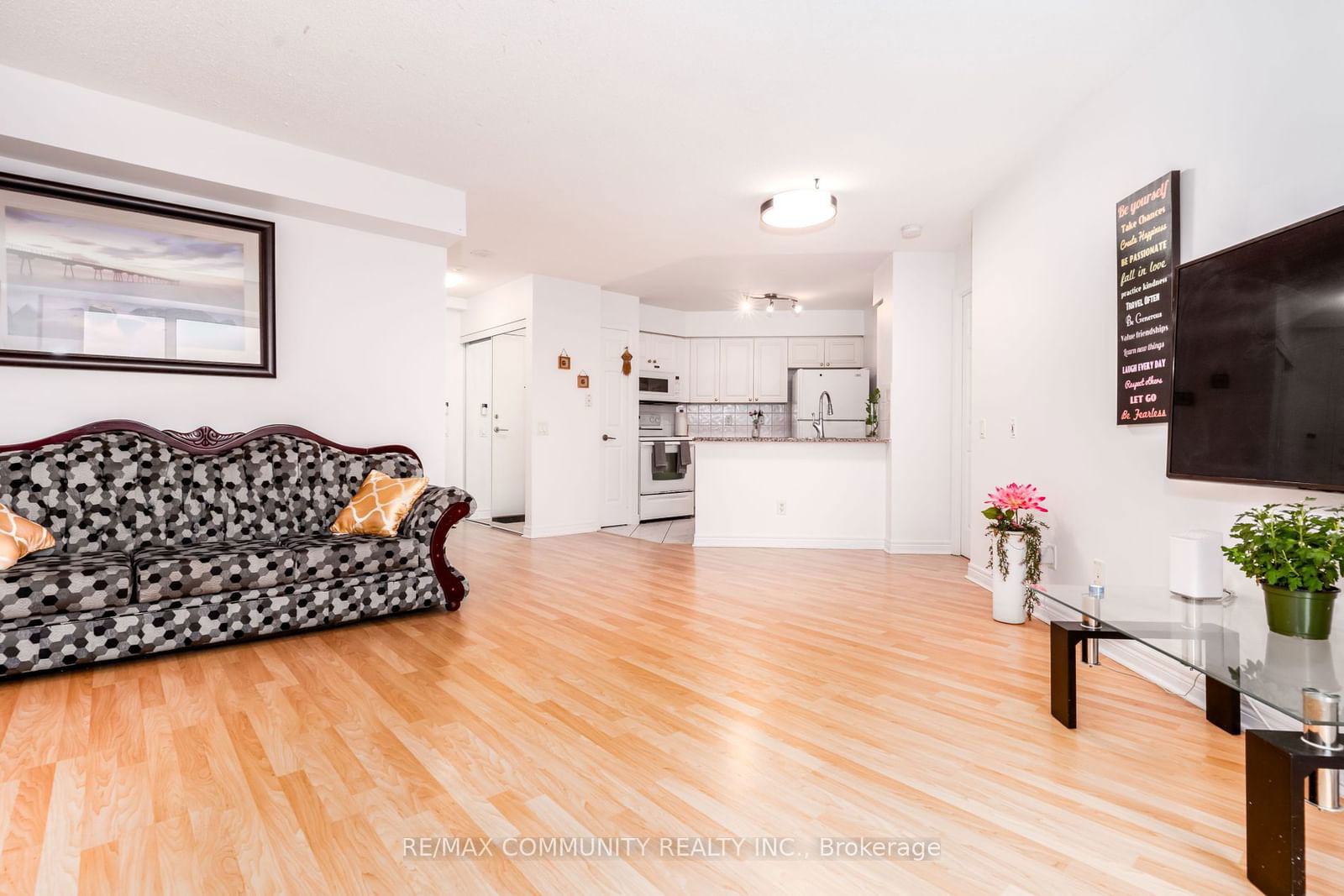 83 Borough Dr, unit 411 for sale - image #9